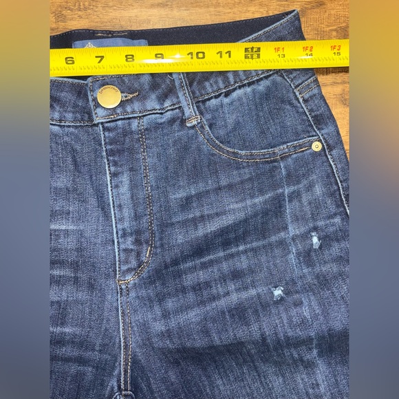 Democracy Straight Leg Jeans Size 6 - Picture 5 of 9